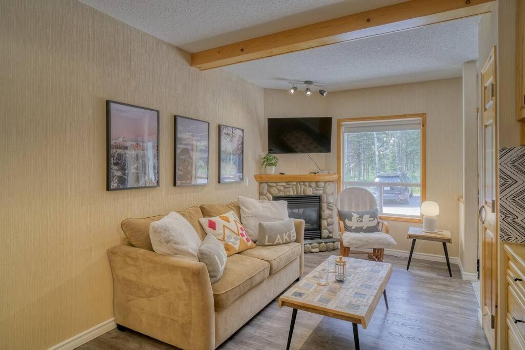 5 Mins To Banff - Cozy Townhome 2Br&2Bath - Banff Pass Included Canmore Exterior foto